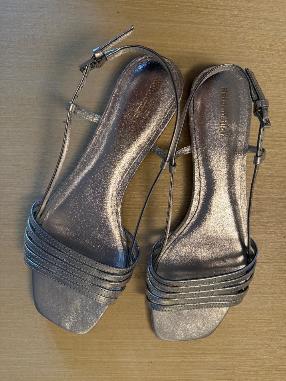 Reformation Millie Silver Slingback Sandals - Picture 4 of 4